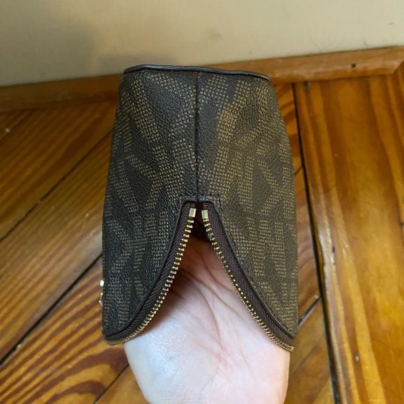 Michael Kors Travel Pouch Brown Gold Monogram Cosmetic Case - Picture 6 of 12